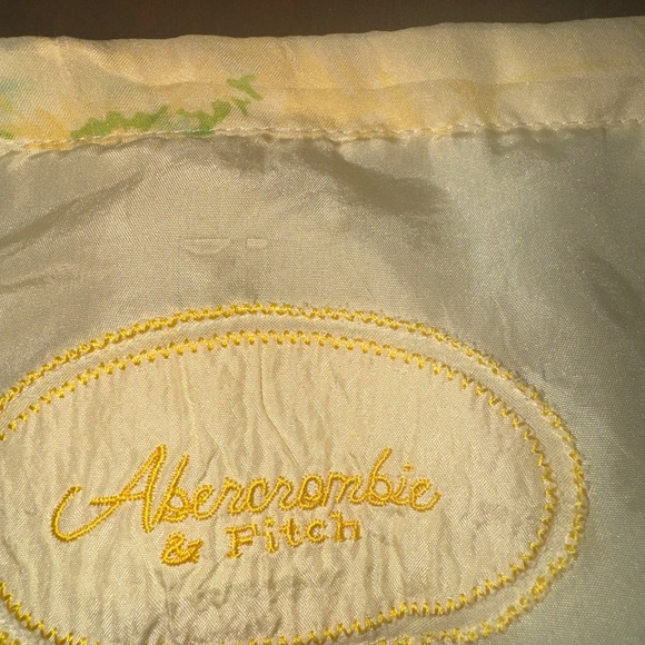 Low Rise Rose Ruffle Mini Skirt - Picture 4 of 4